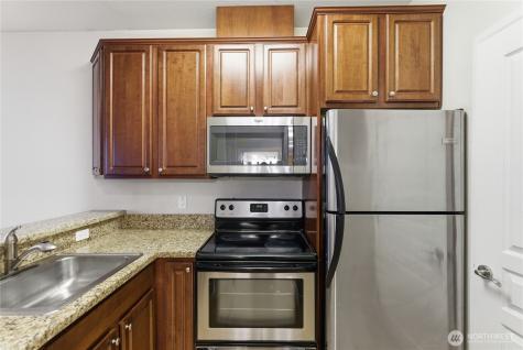 225 Logan Avenue S Renton WA 98057