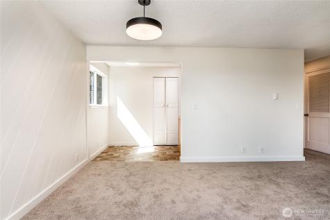 3424 25th Avenue W Seattle WA 98199