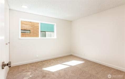3424 25th Avenue W Seattle WA 98199