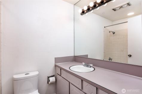 3424 25th Avenue W Seattle WA 98199