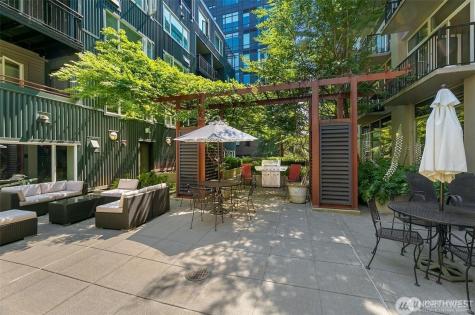2717 Western Avenue Seattle WA 98121