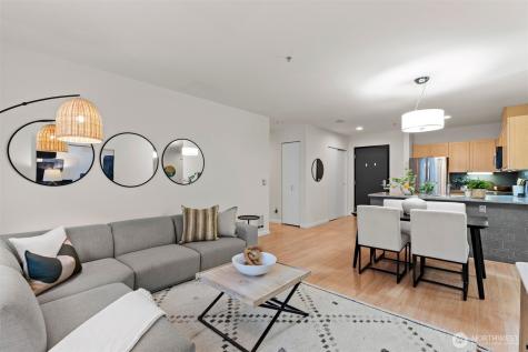 2717 Western Avenue Seattle WA 98121