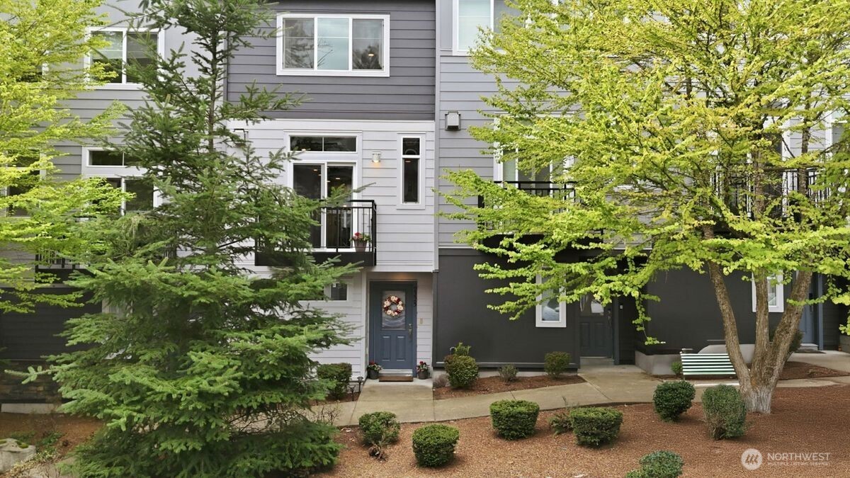 2225 NW Moraine Place Issaquah WA 98027
