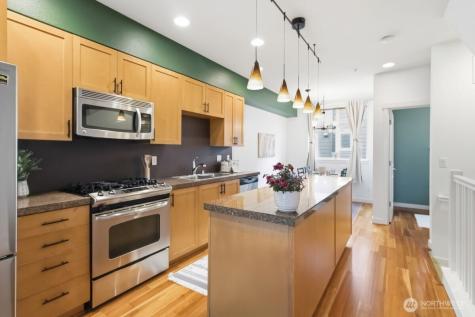 2225 NW Moraine Place Issaquah WA 98027