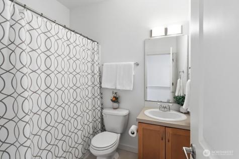 2225 NW Moraine Place Issaquah WA 98027
