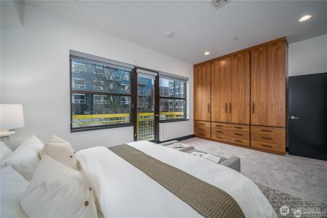 615 E Pike Street Seattle WA 98122