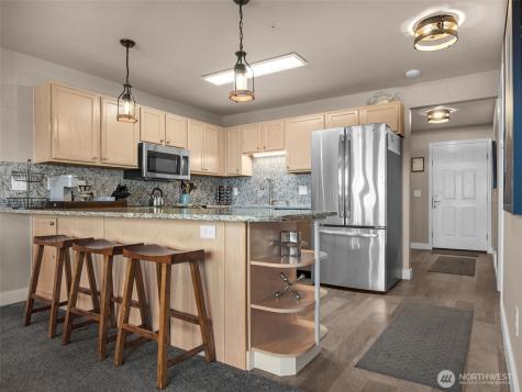 501 Shoreview Drive S Long Beach WA 98631