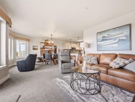 501 Shoreview Drive S Long Beach WA 98631