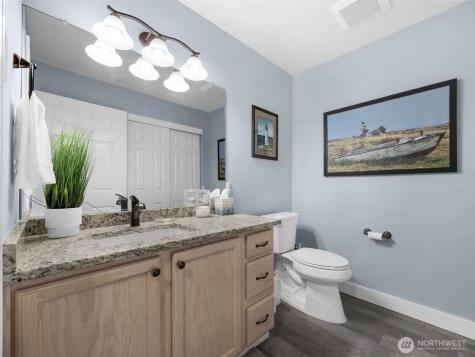 501 Shoreview Drive S Long Beach WA 98631