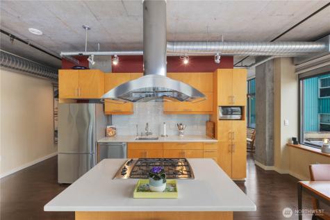 2720 3rd Avenue Seattle WA 98121