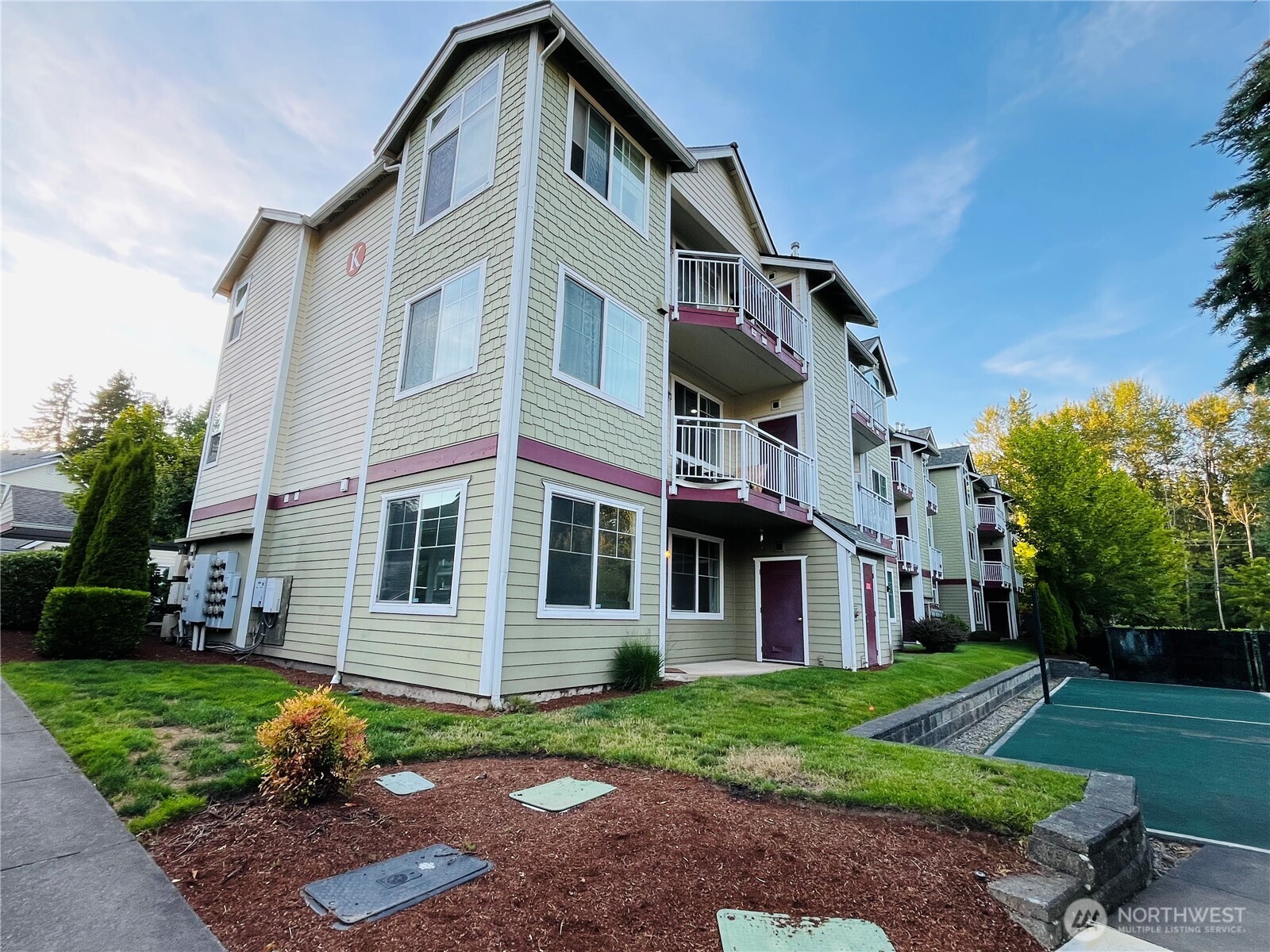 13000 Admiralty Way Everett WA 98204