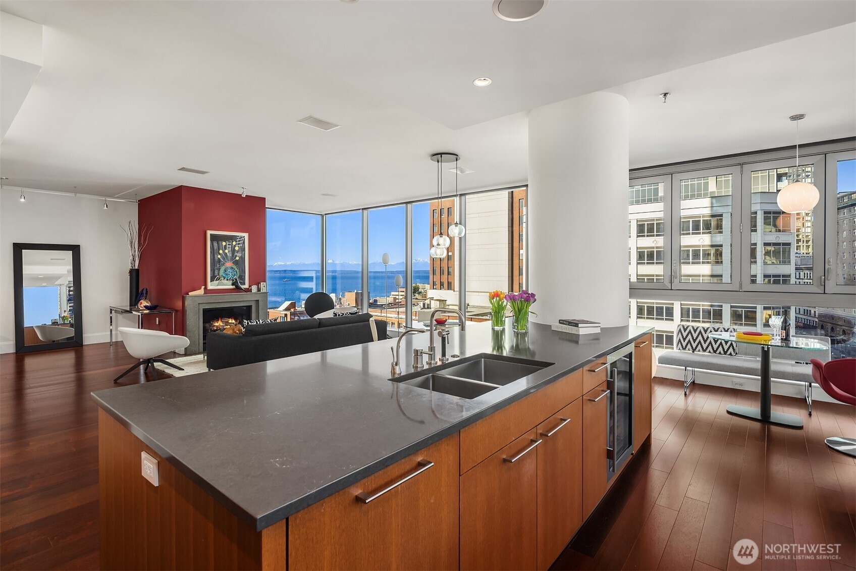 1521 2nd Avenue Seattle WA 98101