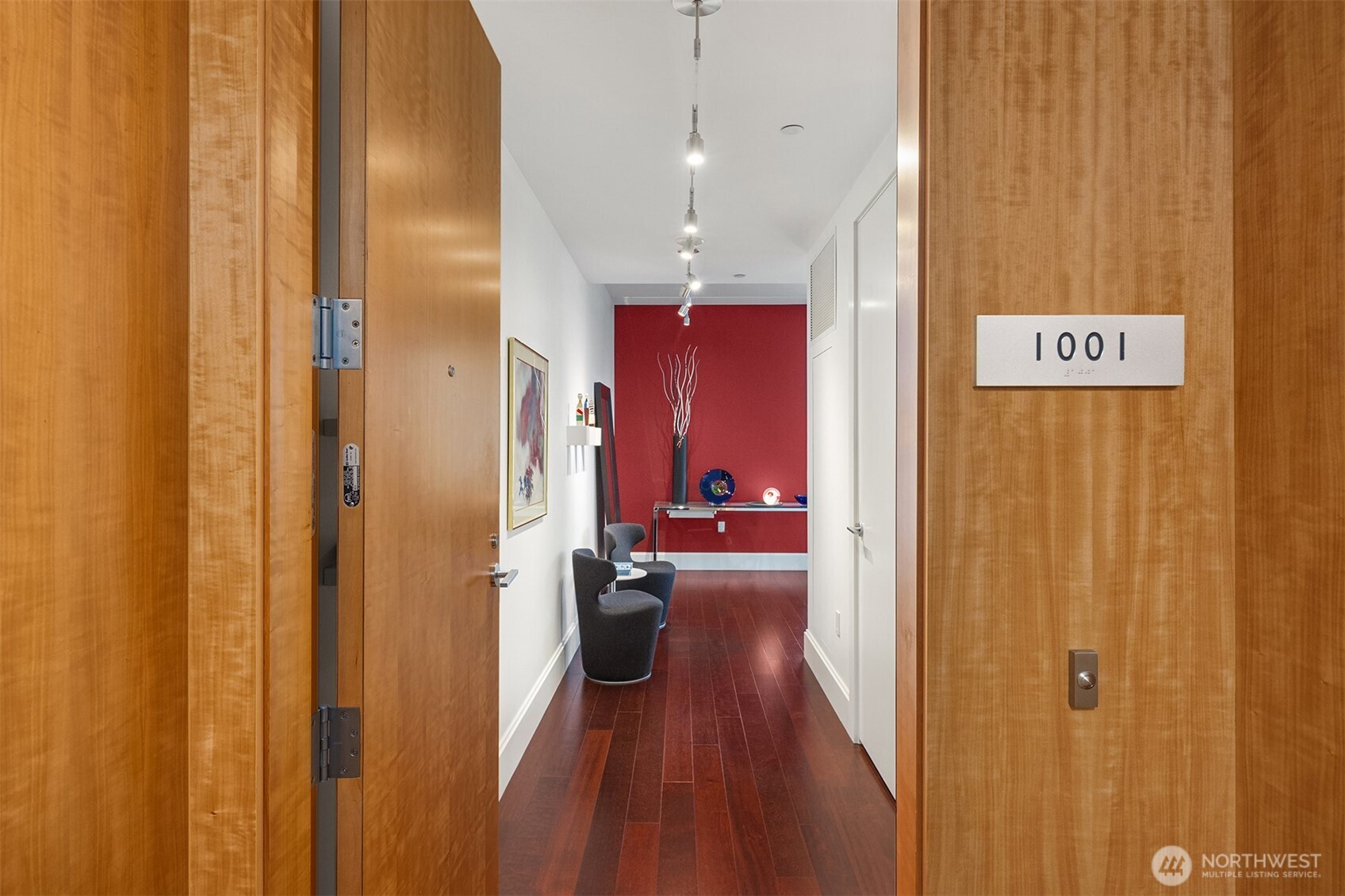 1521 2nd Avenue Seattle WA 98101