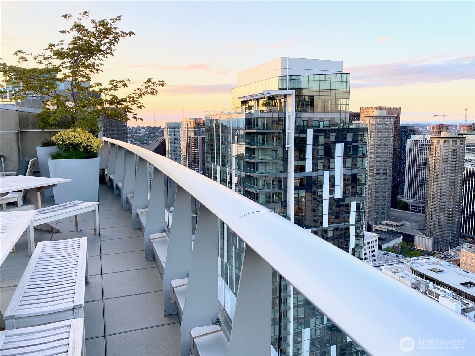 1521 2nd Avenue Seattle WA 98101