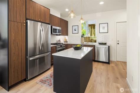 974 NW 54th Street Seattle WA 98107
