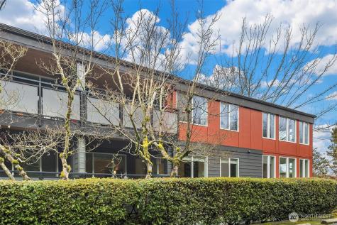 7021 Sand Point Way NE Seattle WA 98115