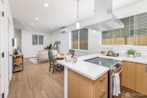 7711 11th Avenue SW Seattle WA 98106