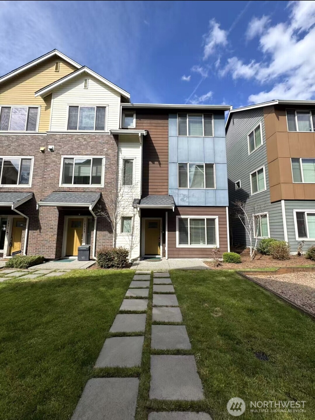 Bellevue WA, 15729 14TH Alley