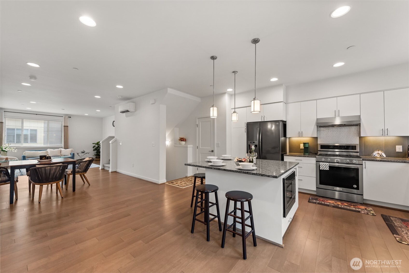 15729 NE 14th Alley Bellevue WA 98008