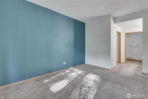 21917 42nd Avenue S Kent WA 98032