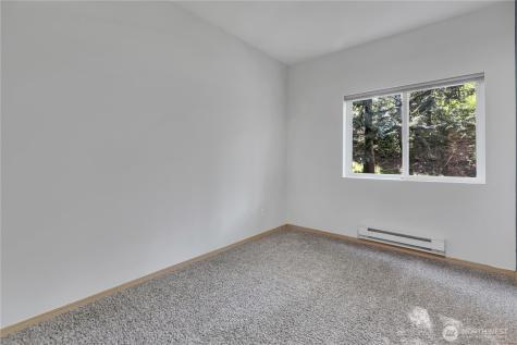 21917 42nd Avenue S Kent WA 98032