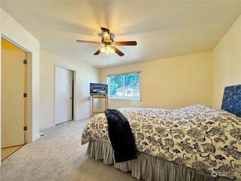 1906 98th Street SE Everett WA 98208