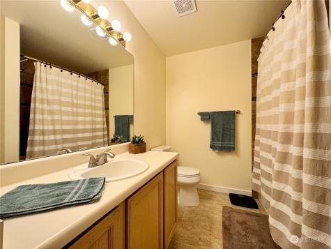 1906 98th Street SE Everett WA 98208