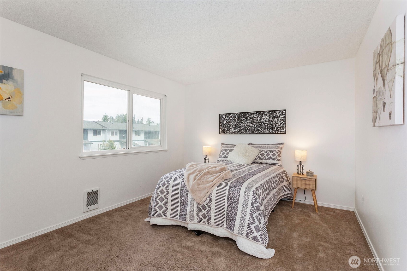 8823 Holly Drive Everett WA 98208