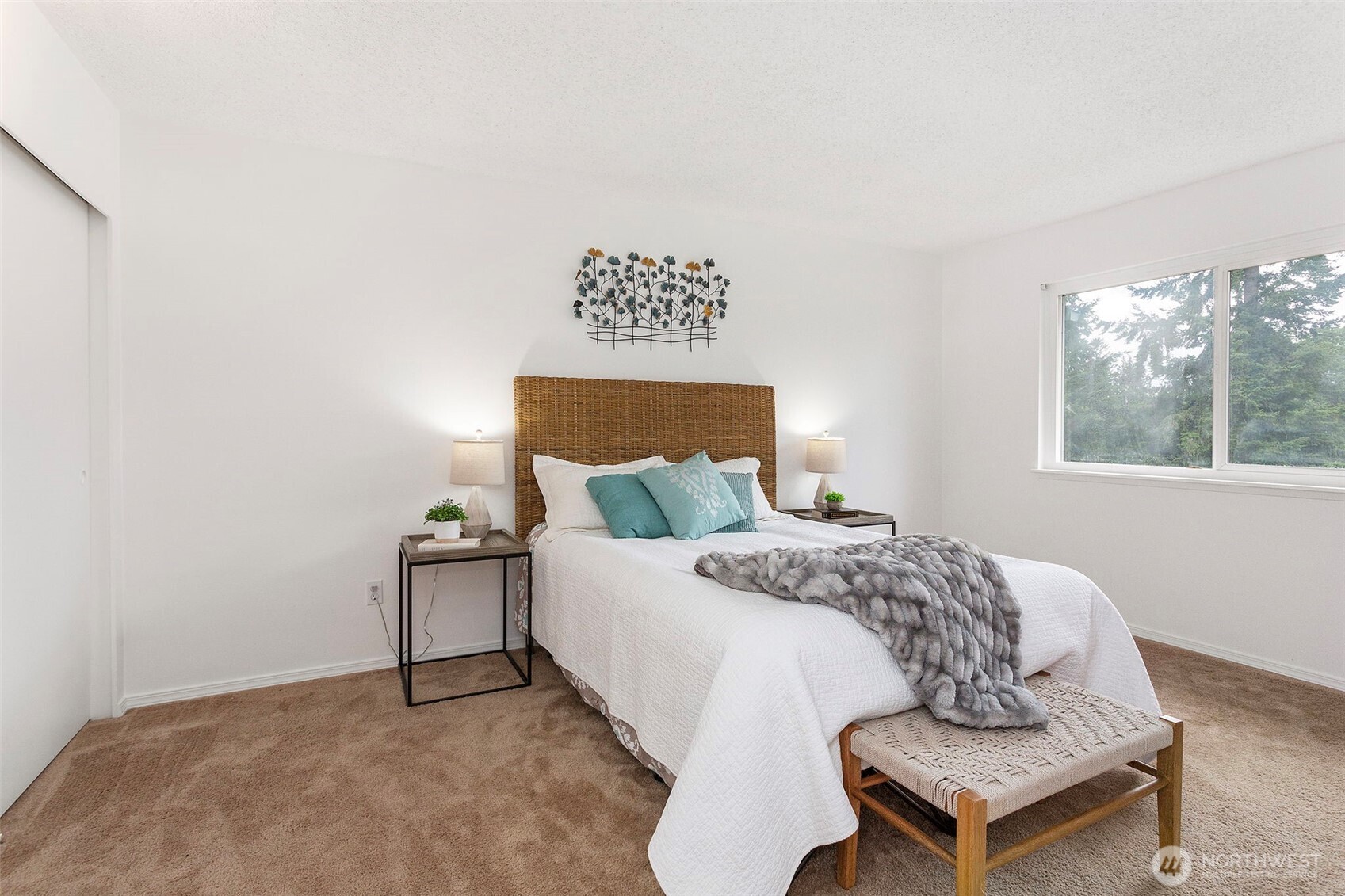 8823 Holly Drive Everett WA 98208