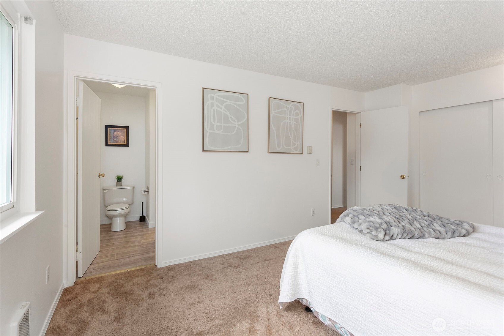 8823 Holly Drive Everett WA 98208