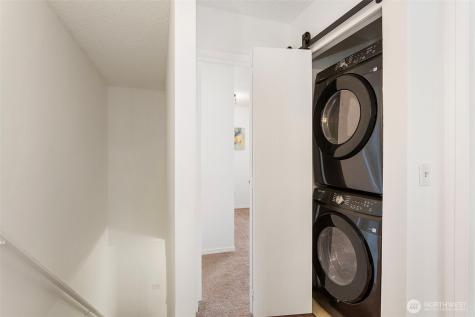 8823 Holly Drive Everett WA 98208