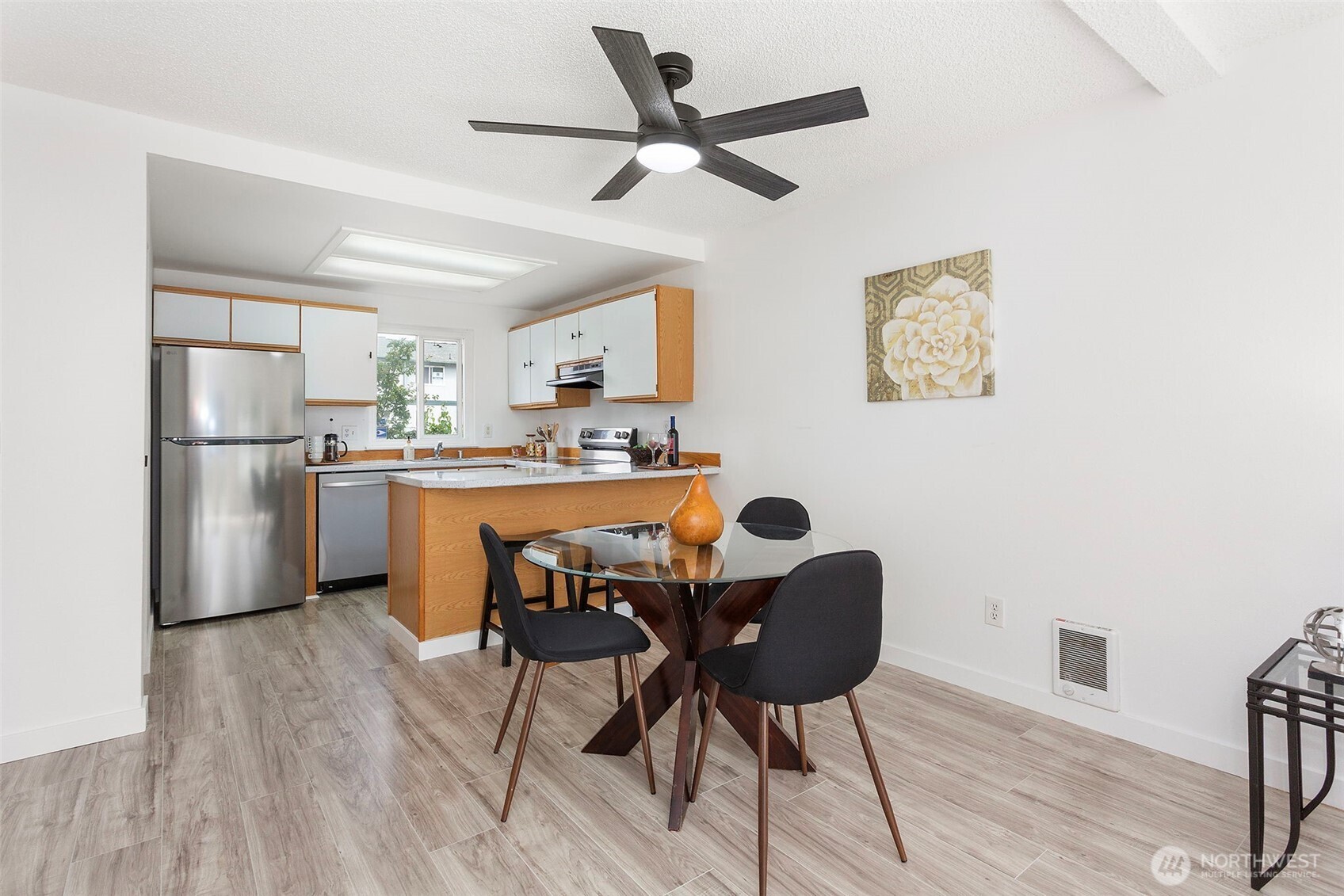 8823 Holly Drive Everett WA 98208