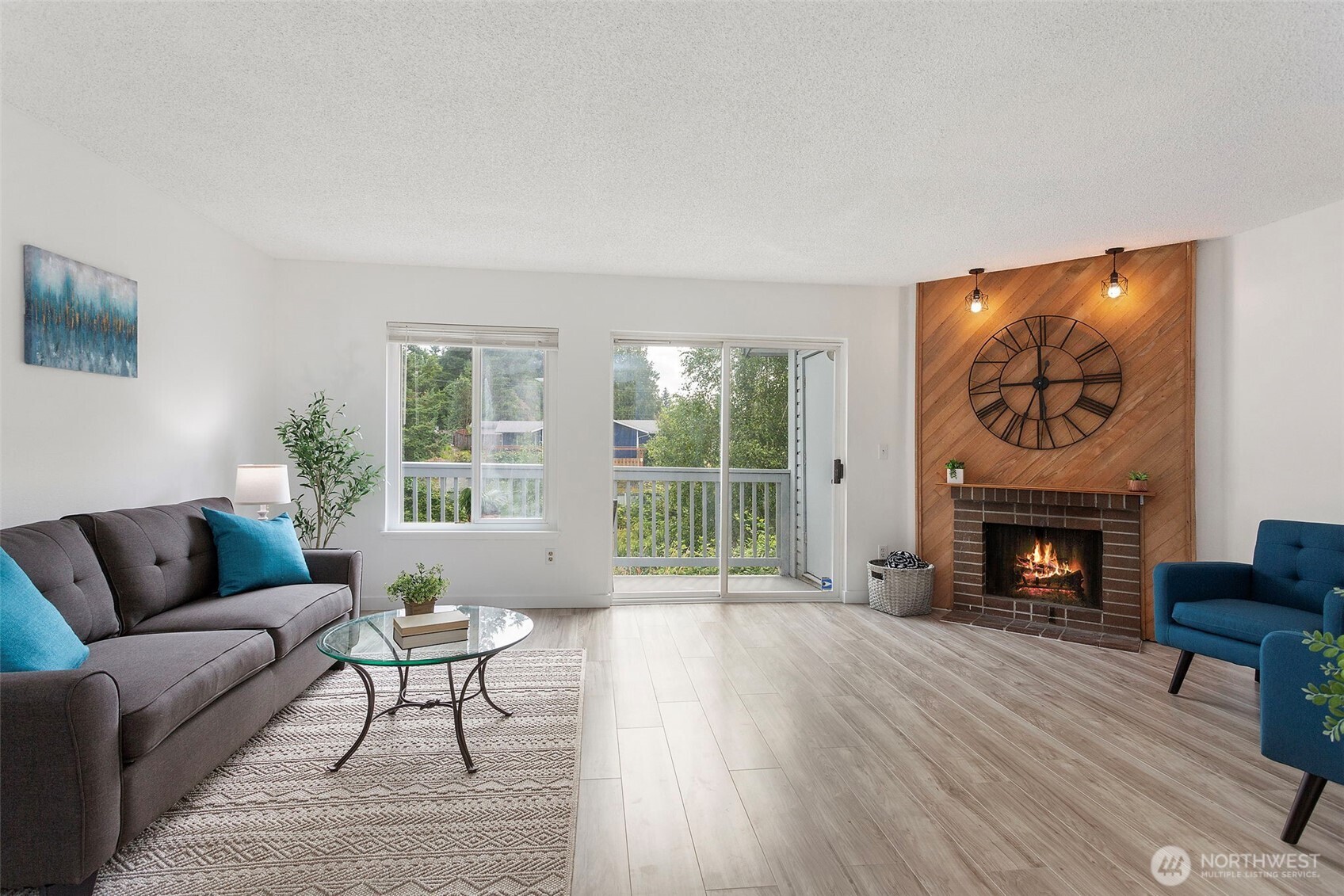 8823 Holly Drive Everett WA 98208