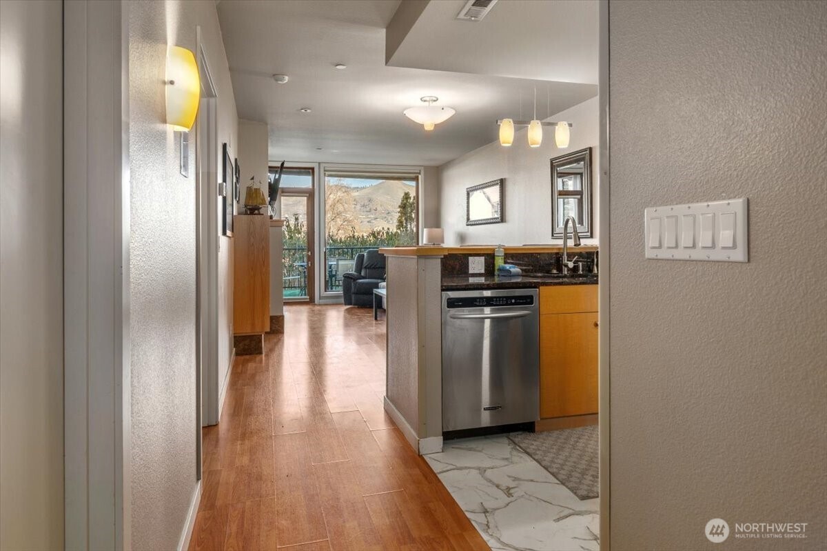 2220 W Woodin Avenue Chelan WA 98816