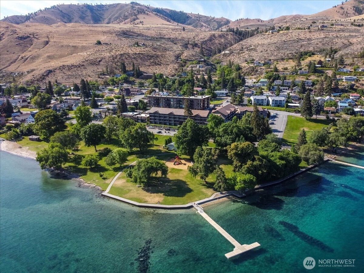 2220 W Woodin Avenue Chelan WA 98816