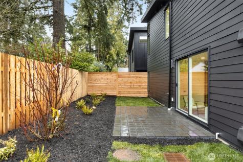 14035 Densmore Avenue N Seattle WA 98133