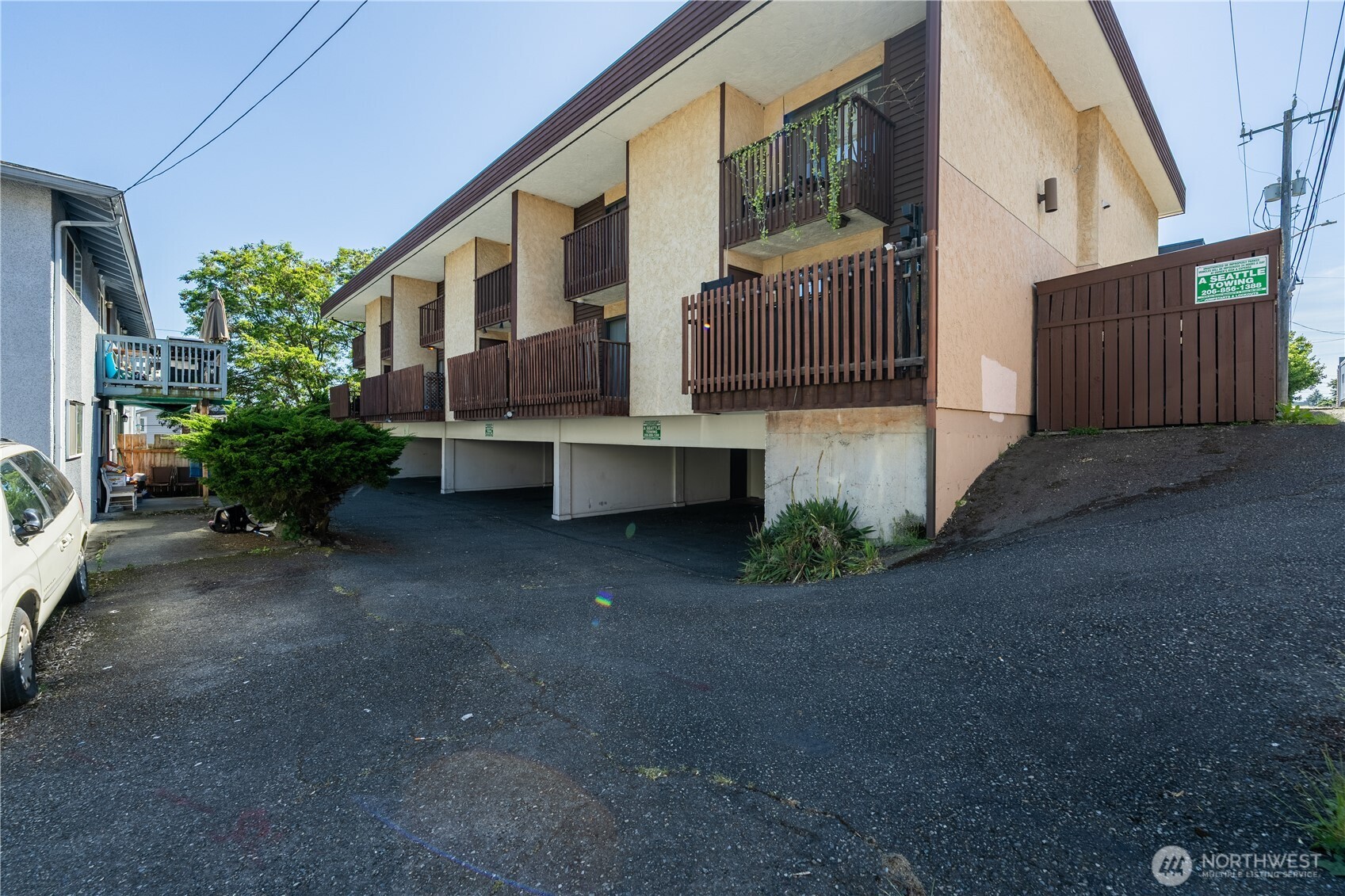 216 SW 154th Street Burien WA 98166