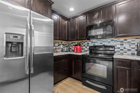 1118 Chestnut Court Everett WA 98201