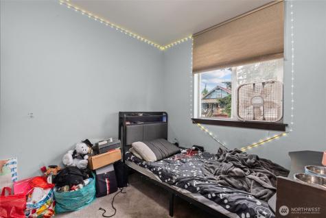 1118 Chestnut Court Everett WA 98201