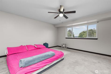 1118 Chestnut Court Everett WA 98201