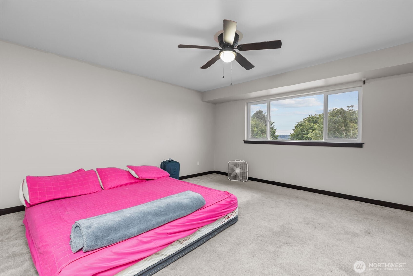 1118 Chestnut Court Everett WA 98201