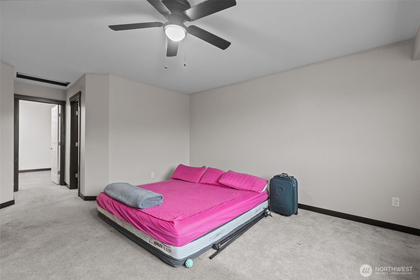 1118 Chestnut Court Everett WA 98201