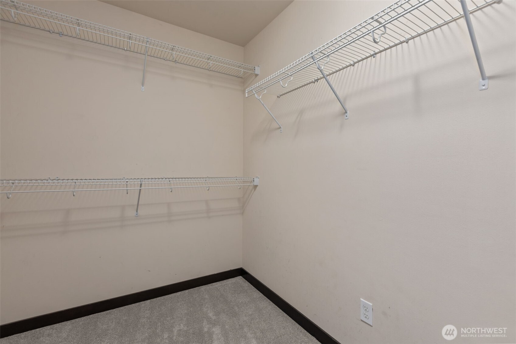 1118 Chestnut Court Everett WA 98201