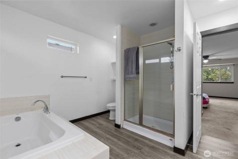 1118 Chestnut Court Everett WA 98201