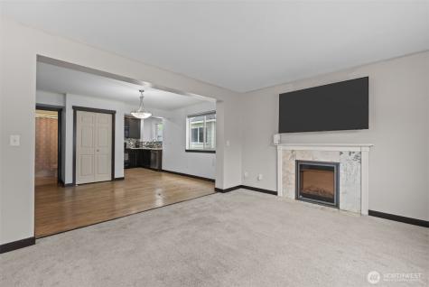 1118 Chestnut Court Everett WA 98201