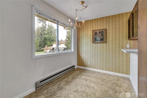 412 213th Place SW Bothell WA 98021