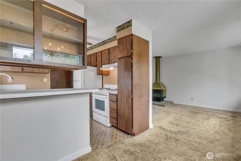 412 213th Place SW Bothell WA 98021