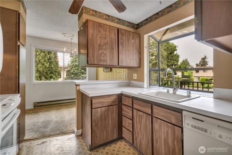 412 213th Place SW Bothell WA 98021