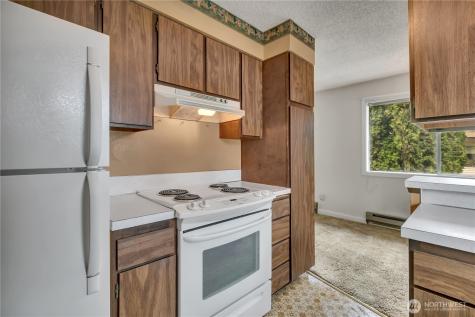 412 213th Place SW Bothell WA 98021