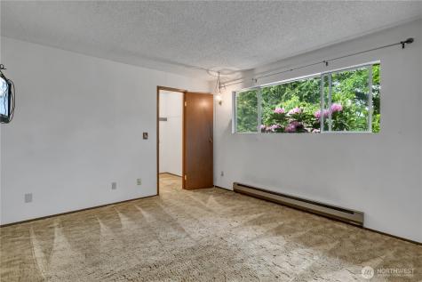 412 213th Place SW Bothell WA 98021